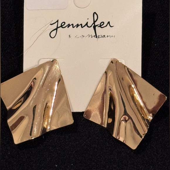Jennifer and Company Jewelry - Jennifer and Company Gold-Tone Abstract Earrings 1.75 in BOUTIQUE GLAM